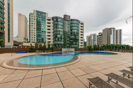 Apartamento à venda com 216m², 4 quartos e 4 vagas Apartamento à venda com 216m², 4 quartos e 4 vagasÁrea comum
