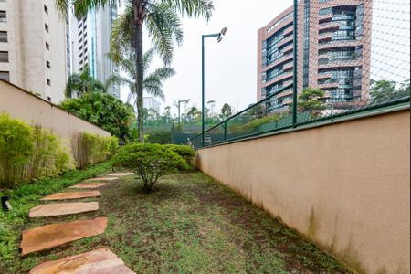 Apartamento à venda com 216m², 4 quartos e 4 vagas Apartamento à venda com 216m², 4 quartos e 4 vagasÁrea comum