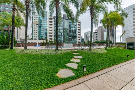 Apartamento à venda com 216m², 4 quartos e 4 vagas Apartamento à venda com 216m², 4 quartos e 4 vagasÁrea comum
