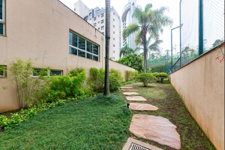 Apartamento à venda com 216m², 4 quartos e 4 vagas Apartamento à venda com 216m², 4 quartos e 4 vagasÁrea comum