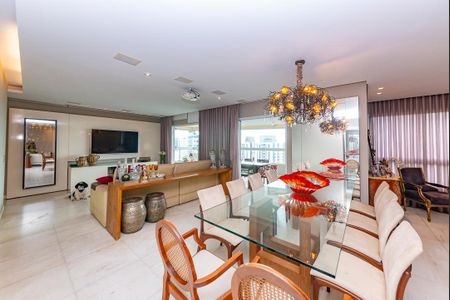 Sala de apartamento à venda com 4 quartos, 216m² em Belvedere, Belo Horizonte