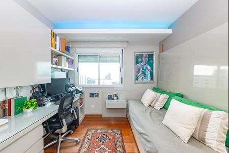 Apartamento à venda com 216m², 4 quartos e 4 vagas Apartamento à venda com 216m², 4 quartos e 4 vagasSemi Suíte 2