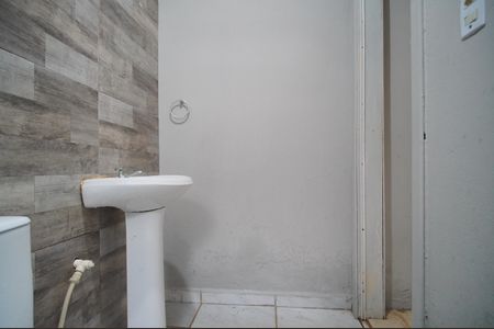 Casa à venda com 50m², 2 quartos e 2 vagasBanheiro
