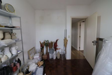 Apartamento à venda com 300m², 3 quartos e 2 vagasQuarto 2