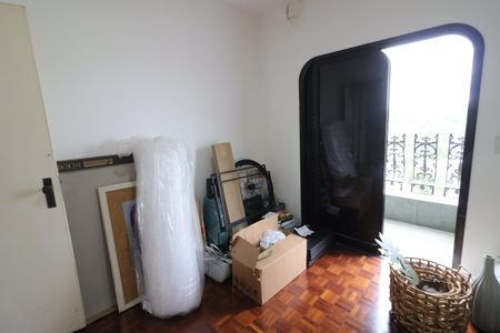 Apartamento à venda com 300m², 3 quartos e 2 vagasQuarto 2