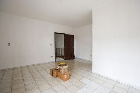 Casa para alugar com 200m², 3 quartos e 3 vagasSuíte