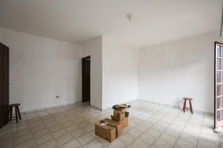 Casa para alugar com 200m², 3 quartos e 3 vagasSuíte