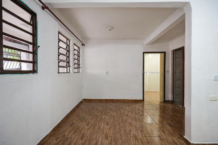 Casa para alugar com 200m², 3 quartos e 3 vagasSala