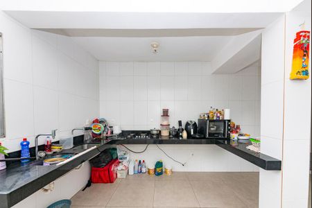 Casa à venda com 340m², 2 quartos e 3 vagasCasa 2