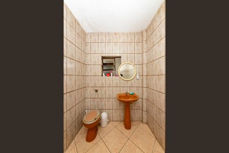 Casa à venda com 340m², 2 quartos e 3 vagasBanheiro