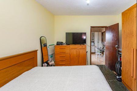 Casa à venda com 340m², 2 quartos e 3 vagasQuarto 2