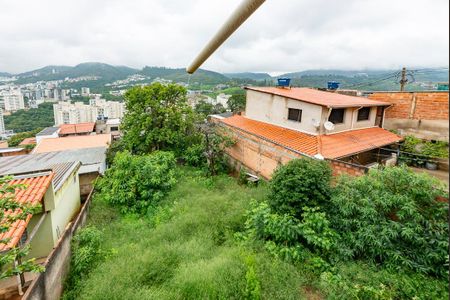 Casa à venda com 340m², 2 quartos e 3 vagasQuintal