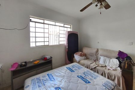 Casa à venda com 325m², 3 quartos e sem vagaSala