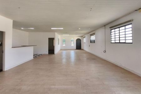 Casa à venda com 325m², 3 quartos e sem vagaCasa 2 - Sala