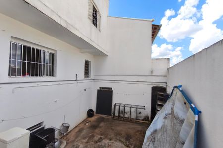 Casa à venda com 325m², 3 quartos e sem vagaQuintal