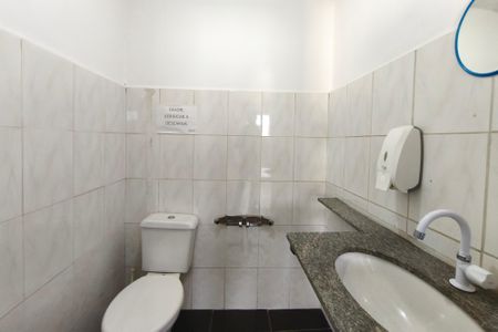 Casa à venda com 325m², 3 quartos e sem vagaCasa 2 - Banheiro 