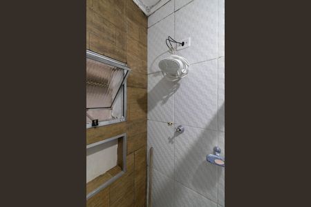 Casa à venda com 39m², 1 quarto e sem vaga Casa à venda com 39m², 1 quarto e sem vagaBanheiro