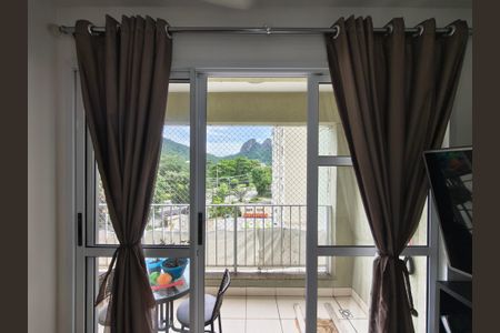 Apartamento à venda com 60m², 2 quartos e 1 vagaVaranda Sala