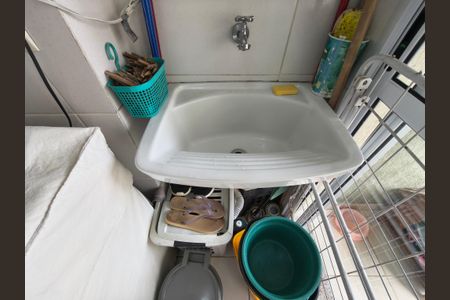 Apartamento à venda com 60m², 2 quartos e 1 vagaÁrea de Serviço