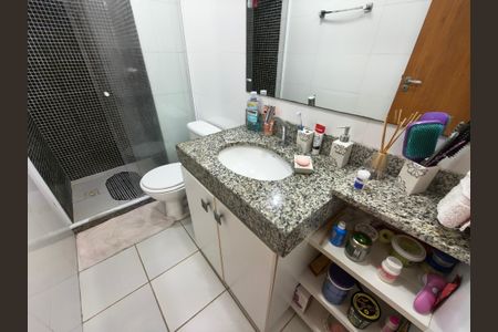 Apartamento à venda com 60m², 2 quartos e 1 vagaBanheiro Social