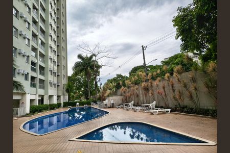 Apartamento à venda com 60m², 2 quartos e 1 vagaÁrea comum - Piscina