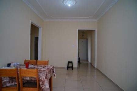 Sala de apartamento à venda com 2 quartos, 81m² em Centro, Niterói