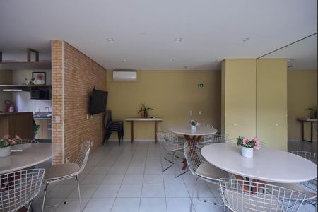 Apartamento à venda com 47m², 2 quartos e 1 vaga Apartamento à venda com 47m², 2 quartos e 1 vagaSalão de Festa