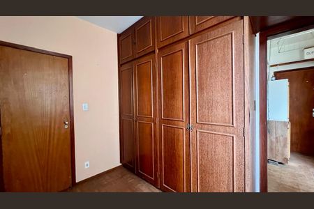 Apartamento à venda com 75m², 2 quartos e 1 vagaquarto 