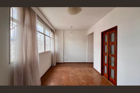 Apartamento à venda com 2 quartos, 75m² em Santo Antônio, Belo Horizonte