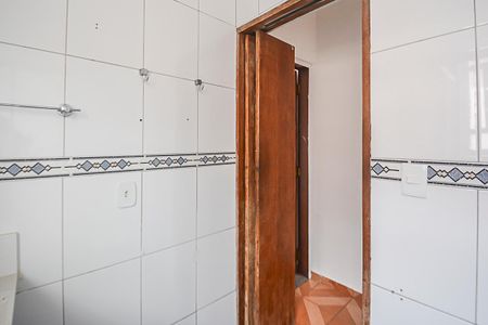 Casa à venda com 145m², 2 quartos e 2 vagasBanheiro