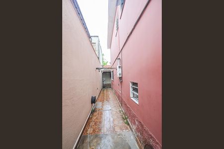 Casa à venda com 145m², 2 quartos e 2 vagasCorredor