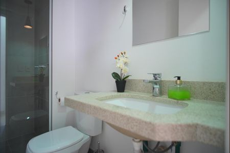 Apartamento para alugar com 55m², 2 quartos e 2 vagasBanheiro Corredor