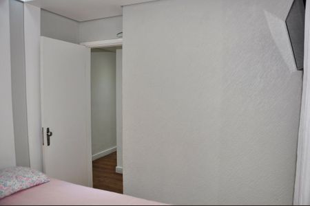 Apartamento para alugar com 57m², 3 quartos e 1 vagaDetalhe - Quarto 01