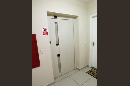 Apartamento para alugar com 57m², 3 quartos e 1 vagaHall Elevador