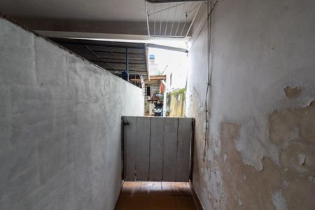 Casa à venda com 160m², 3 quartos e 2 vagas Casa à venda com 160m², 3 quartos e 2 vagasCorredor Lateral