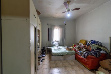 Casa à venda com 160m², 3 quartos e 2 vagas Casa à venda com 160m², 3 quartos e 2 vagasQuarto 3