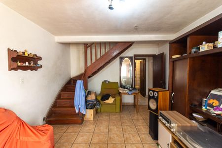 Casa à venda com 160m², 3 quartos e 2 vagas Casa à venda com 160m², 3 quartos e 2 vagasSala