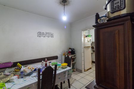 Casa à venda com 160m², 3 quartos e 2 vagas Casa à venda com 160m², 3 quartos e 2 vagasCozinha