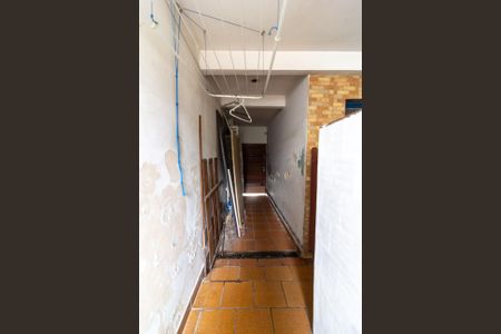 Casa à venda com 160m², 3 quartos e 2 vagas Casa à venda com 160m², 3 quartos e 2 vagasCorredor Lateral