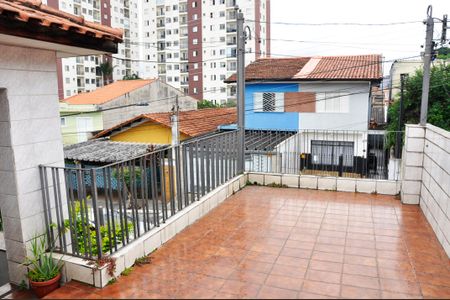 Casa à venda com 400m², 3 quartos e 3 vagas Casa à venda com 400m², 3 quartos e 3 vagasVaranda