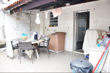 Casa à venda com 400m², 3 quartos e 3 vagas Casa à venda com 400m², 3 quartos e 3 vagasÁrea de Serviço