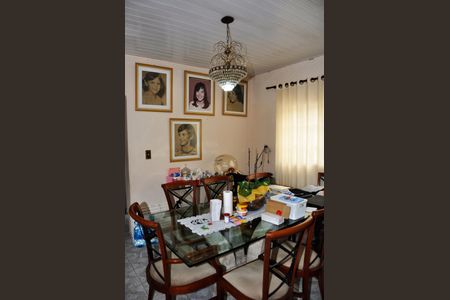 Casa à venda com 400m², 3 quartos e 3 vagas Casa à venda com 400m², 3 quartos e 3 vagasDetalhe - Copa