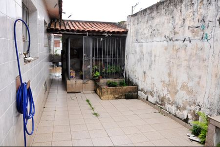Casa à venda com 400m², 3 quartos e 3 vagas Casa à venda com 400m², 3 quartos e 3 vagasQuintal