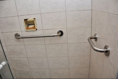 Casa à venda com 400m², 3 quartos e 3 vagas Casa à venda com 400m², 3 quartos e 3 vagasDetalhe - Banheiro da Cozinha