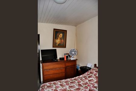 Casa à venda com 400m², 3 quartos e 3 vagas Casa à venda com 400m², 3 quartos e 3 vagasDetalhe - Quarto 02