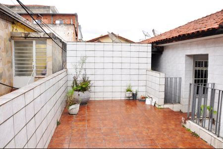 Casa à venda com 400m², 3 quartos e 3 vagas Casa à venda com 400m², 3 quartos e 3 vagasVaranda