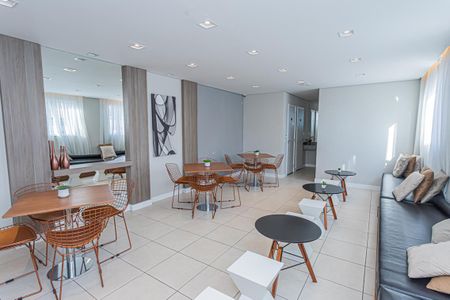 Apartamento à venda com 34m², 2 quartos e 1 vaga Apartamento à venda com 34m², 2 quartos e 1 vagaSalão de Festas