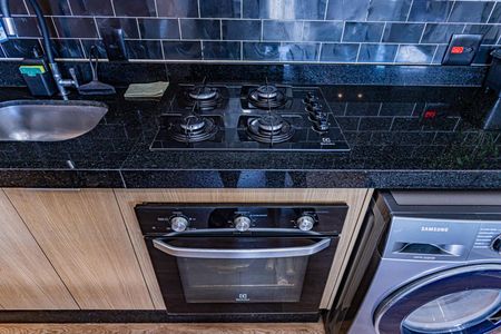 Apartamento à venda com 34m², 2 quartos e 1 vaga Apartamento à venda com 34m², 2 quartos e 1 vagaSala, cozinha e área de serviço