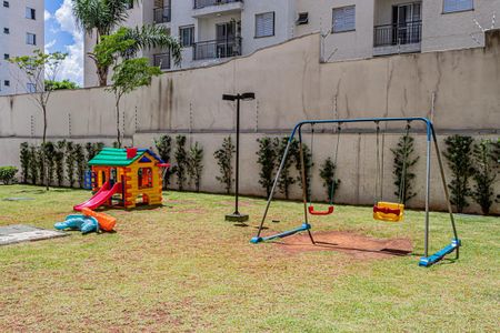 Apartamento à venda com 34m², 2 quartos e 1 vaga Apartamento à venda com 34m², 2 quartos e 1 vagaÁrea comum - Playground