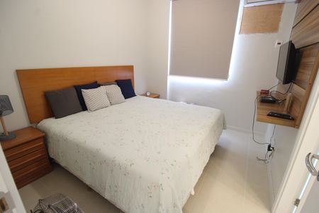 Apartamento à venda com 146m², 3 quartos e 2 vagasSuíte 2